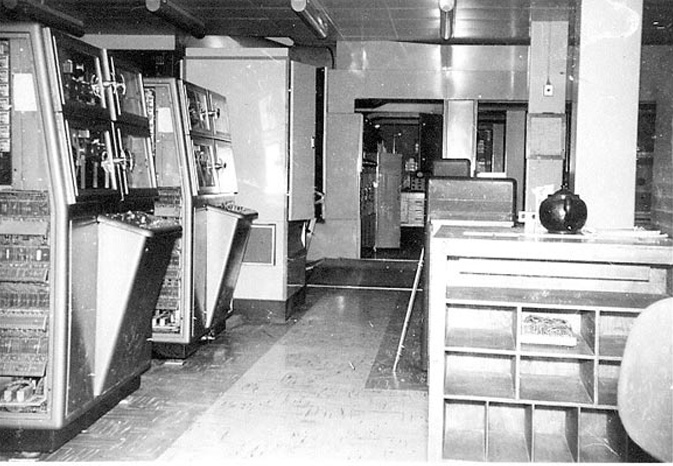 LEO II/9 Mag Tapes With Important Accessory on the Right